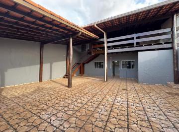 Casa · 250m² · 3 Quartos · 4 Vagas · Casa a venda 3 quartos/suíte - Sobradinho-DF