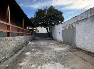 ic3T5x9ZZ_130846a1757f4d1f10_TMyYjkwYzk0NTUy_o.jpg · Casa com 3 quartos para alugar em Belo Horizonte, no bairro Céu Azul