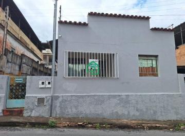 Casa · 70m² · 3 Quartos · 1 Vaga · Casa para aluguel no bairro Fonte Grande-Conselheiro Lafaiete