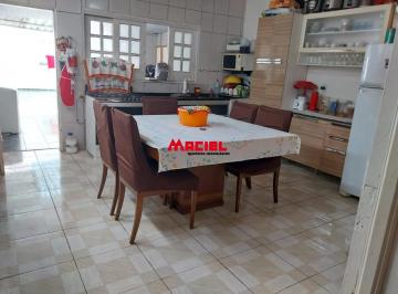 Casa · 151m² · 3 Quartos · 2 Vagas · SOBRADO NO SÃO VICENTE PERTO DE TUDO QUE VOCE PRECISA