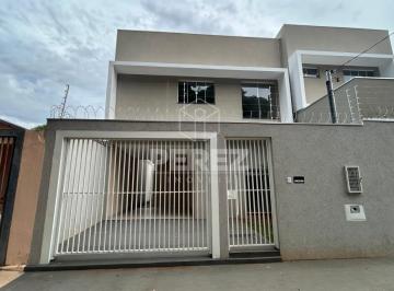 Casa · 107m² · 3 Quartos · 2 Vagas · Sobrado no Jardim Jacy