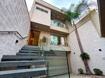 Casa · 255m² · 3 Quartos · 4 Vagas · Sobrado a venda no Bairro da mooca com 3 quartos, 4 vagas no Bairro da mooca