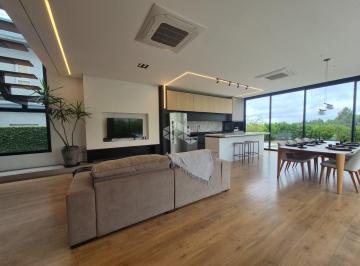 Casa · 230m² · 4 Quartos · 4 Vagas · Casa com 4 Quartos e 4 banheiros à Venda, em Ivoti/RS