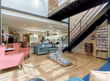 Casa · 3764m² · 5 Quartos · Casa à venda - em Menino Deus