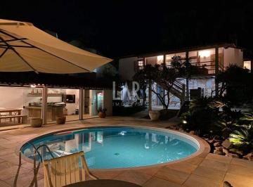 Casa · 247m² · 4 Quartos · 2 Vagas · Casa em Condomínio à venda, 4 quartos, 2 suítes, 2 vagas, Engenheiro José Mendes Junior - Capitólio/