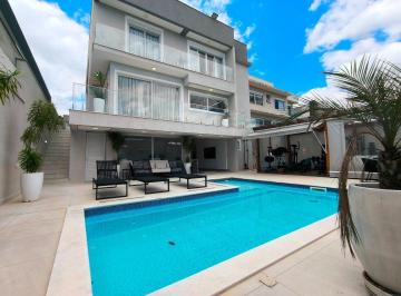 Casa · 450m² · 3 Quartos · 4 Vagas · Casa de Condomínio para venda em Granja Viana de 450.00m² com 3 Quartos, 2 Suites e 4 Garagens