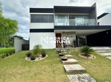Casa · 290m² · 4 Quartos · 2 Vagas · Casa Alto Padrão à Venda no Alphaville Maricá 1 | 4 Suítes | Energia Solar