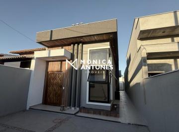 Casa · 240m² · 2 Quartos · 2 Vagas · Casa à Venda em Itaipuaçu | 2 Quartos | Pé Direito Alto | Próxima à Praia