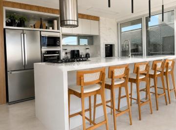 Apartamento · 143m² · 3 Quartos · 2 Vagas · Cobertura para locação no Campeche | 143m² privativos | 3 dormitórios | 2 vagas