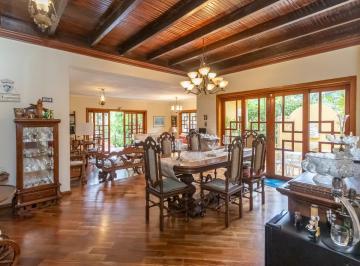 img0 · Casa no condomínio Chácara Vale do Rio Cotia para venda com 4 quartos, sendo 1 suíte, 336m²