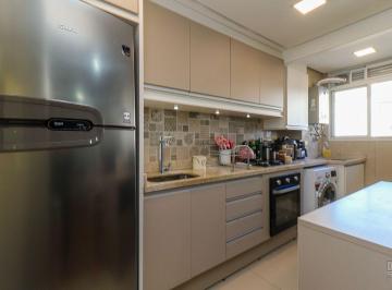 Apartamento · 50m² · 2 Quartos · 1 Vaga · Apartamento aconchegante na Dr. Campos Velho | 2 dormitórios com vaga de garagem