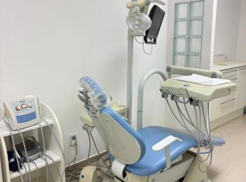 Casa · 40m² · 1 Quarto · Sala comercial no Petrópolis