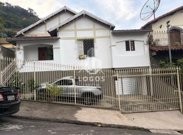 Casa · 210m² · 3 Quartos · 3 Vagas · Casa com 06 quartos e área externa no Bairro Paineiras - Juiz de Fora - MG - 02.