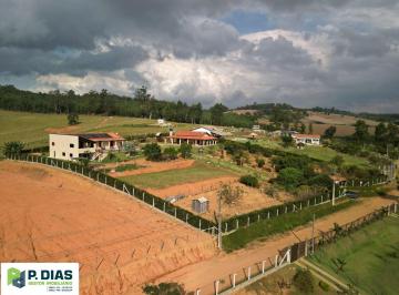 Rural · 4300m² · 6 Quartos · 1 Vaga · Refúgio em Pedra Bela com Vista para as Montanhas