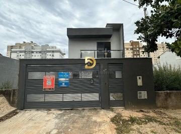Casa · 150m² · 3 Quartos · Casa à venda - em Portais (Polvilho)