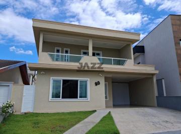 Casa · 250m² · 3 Quartos · 2 Vagas · Casa com 2 Suítes e Energia Fotovoltaica