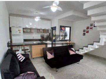 Casa · 85m² · 2 Quartos · 2 Vagas · SOBRADO DIFERENCIADO NO MASSAGUAÇU - PRONTO PARA MORAR E COM ENERGIA SOLAR!