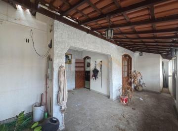 Casa · 126m² · 4 Quartos · 1 Vaga · Casa à Venda com 04 Quartos no Bairro Catalão em Divinópolis MG.