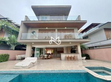 Casa · 5 Quartos · 10 Vagas · Casa à venda no Condomínio Royal Golf em Riviera de São Lourenço