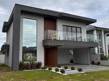 Casa · 228m² · 4 Quartos · 4 Vagas · Casa Alto Padrão em condomínio fechado R$ 2.000.000,00