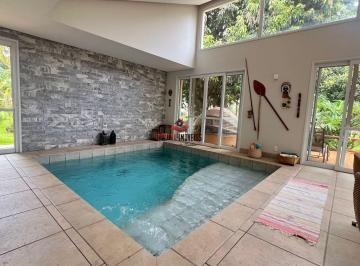 Casa · 7000m² · 4 Quartos · 6 Vagas · Casa à venda no condominio fechado morada do sol - Uberlândia - MG