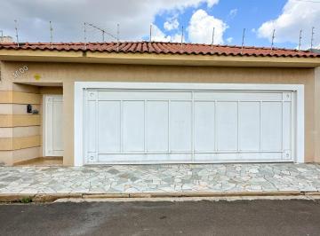 Casa · 288m² · 3 Quartos · 2 Vagas · Casa para venda em São José de 288.00m² com 3 Quartos, 1 Suite e 2 Garagens