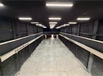 Comercial · 500m² · 6 Vagas · Alugue Galpão no Centro de Peruíbe, SP