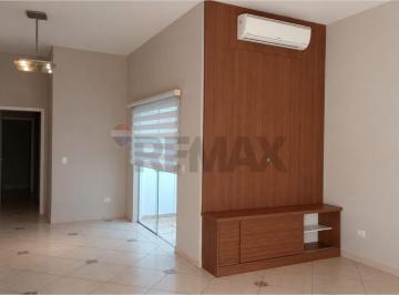 Casa · 160m² · 3 Quartos · Alugue sua Casa dos Sonhos em Itu, SP!
