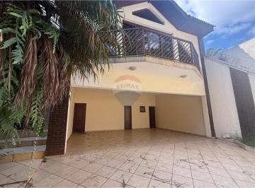 Casa · 314m² · 3 Quartos · 7 Vagas · "Sobrado dos Sonhos no Jardim Maia, Guarulhos"