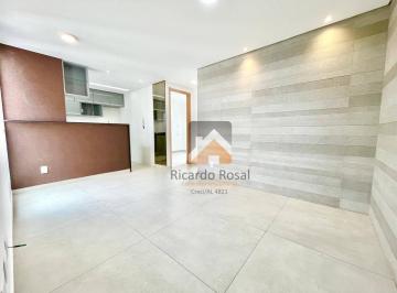 Sala · Apartamento reformado no São Jorge c/ 2 quartos, 3º andar e mobília planejada!!!