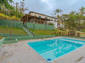 img0 · Casa em condomínio para venda com 3 quartos, sendo 3 suítes, 250m²