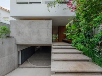 img0 · Casa para venda em Jardim Paulista com 3 quartos, sendo 3 suítes, 673m²