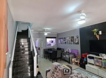 img0 · Casa para venda em Vila Guilhermina com 2 quartos, sendo 1 suíte, 90m²