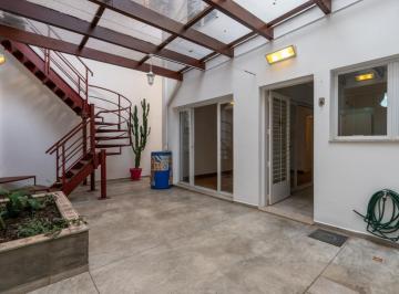 img0 · Casa para venda em Perdizes com 4 quartos, sendo 1 suíte, 171m²