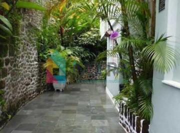 Apartamento · 72m² · 2 Quartos · Apartamento : Padrão / Residencial / Copacabana