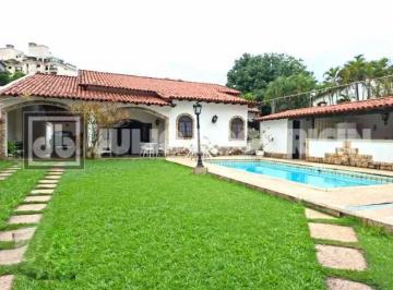 Casa · 630m² · 4 Quartos · 8 Vagas · Barra da Tijuca espetacular casa linear 4 quartos 1 suíte edícula 8 vagas