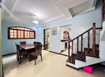 Casa · 277m² · 4 Quartos · 3 Vagas · Casa de vila para venda em Jardim Guapituba com 4 quartos, sendo 2 suítes, 277m²