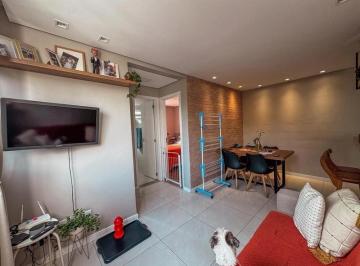 Apartamento · 50m² · 2 Quartos · 1 Vaga · LINDO APARTAMENTO Á VENDA | BAIRRO CABRAL | 02 QUARTOS | 01 BANHO SOCIAL | 01 VAGA COBERTA