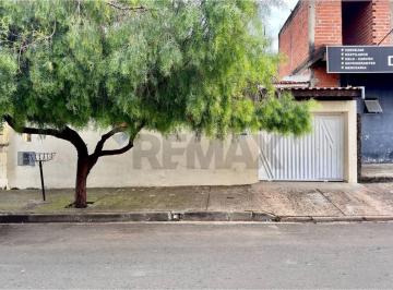 Casa · 117m² · 2 Quartos · 2 Vagas · Casa para alugar em Jardim Amanda Ii de 117.00m² com 2 Quartos e 2 Garagens