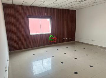 Comercial · 48m² · Sala Comercial para alugar em Centro de 48.00m²