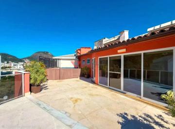 Apartamento · 197m² · 3 Quartos · 2 Vagas · Cobertura no Jardim Botânico: 197m², 3 quartos e 2 vagas
