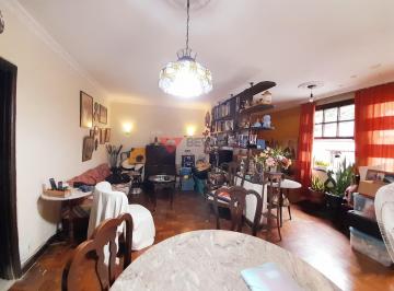 Casa · 325m² · 7 Quartos · 3 Vagas · Casa geminada Copacabana: sol, pedra, tradição, R$ 1.800.000