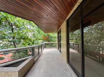 Apartamento · 305m² · 3 Quartos · 5 Vagas · Cobertura duplex à venda nas Laranjeiras: 305m², 3 quartos