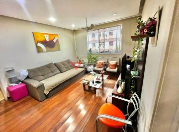 Apartamento · 110m² · 3 Quartos · 2 Vagas · Apartamento à venda em Copacabana: 110m², 3 quartos, 2 vagas