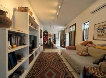 Casa · 288m² · 5 Quartos · 1 Vaga · Casa à venda no Humaitá: 288m², 5 quartos, 1 vaga, terraço