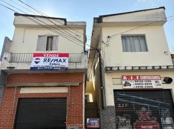 7cc49c4f-4df7-4ef9-ae99-f48370dfe637 · Casa para venda em Bairro do Limão, 233m²