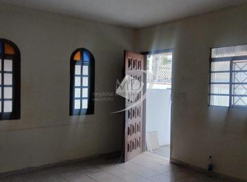 Casa · 340m² · 1 Quarto · 2 Vagas · Casa à venda, ótima oportunidade para investidores! Terreno com área de 340m² 1dormitorio, 1 WC, 2 v