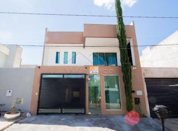 Casa de 6 quartos, Brasília · SOBRADO IMPONENTE COM 3 PAVIMENTOS | 6 QUARTOS | ÁREA DE LAZER | OPORTUNIDADE DE PERSONALIZAÇÃO