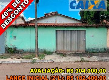 Casa de 3 quartos, Goiânia · Casa com 300m² de área de terreno e 184 de área privada - Goiânia/GO
