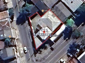 Casa · 648m² · 3 Quartos · Casa com amplo terreno à venda!